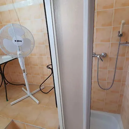 In - Balaton 43121 Apartman