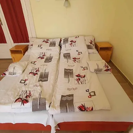 In - Balaton 43121 Apartman Siófok