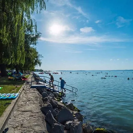 In - Balaton 43121 Apartment