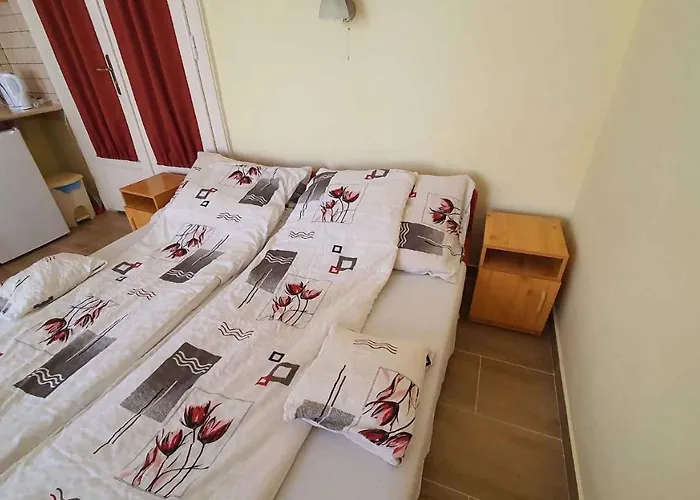 In - Balaton 43121 Apartament