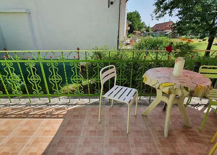 In - Balaton 43121 Apartament *